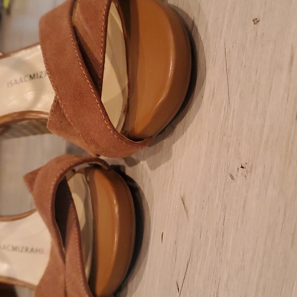 ISAACMIZRAHILIVE IMSASSY LEATHER UPPER TAN SUADE WEDGE NEW W/O TAGS - Picture 2 of 7